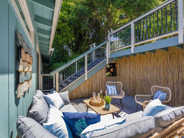609 Encino Drive, Aptos CA: https://media.crmls.org/mediaz/3293e258-cc3f-43be-99eb-b6a308c722c2.jpg