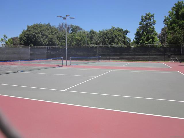 10706 Esmeraldas Dr, San Diego CA: https://media.crmls.org/mediaz/329403c5-ce16-423e-ae38-695d8a247d8f.jpg