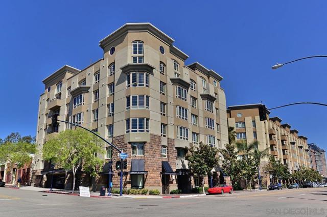 Facade/Exterior Front