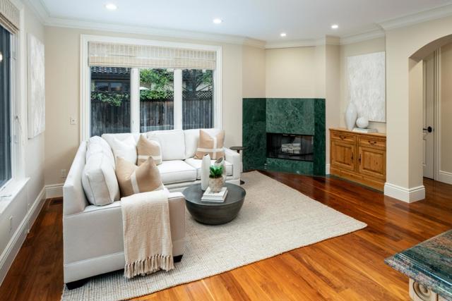 17 Almendral Avenue, Atherton CA: https://media.crmls.org/mediaz/32965858-870e-4df3-8407-7a32c631e654.jpg