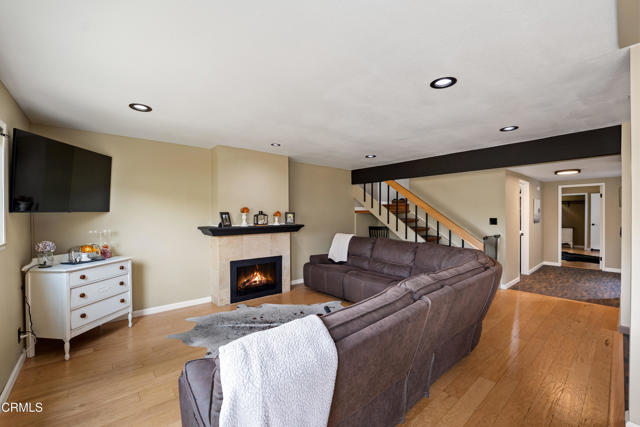 468 Rockman Way, Port Hueneme CA: https://media.crmls.org/mediaz/32970602-4990-410d-bdb8-adb0b4bd60dc.jpg