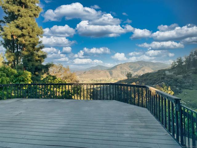 1077 VISTA MADERA LANE, El Cajon CA: https://media.crmls.org/mediaz/32971313-8527-4fb0-bf4f-9547b1efd2e2.jpg