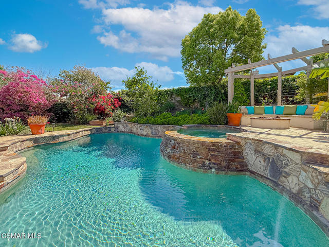 Image 53 of 67 For 388 Via Cresta