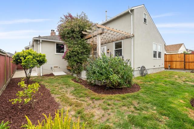 710 Hill Avenue, South San Francisco CA: https://media.crmls.org/mediaz/3297ad42-f0a4-4099-991d-c6eeaf0710ba.jpg