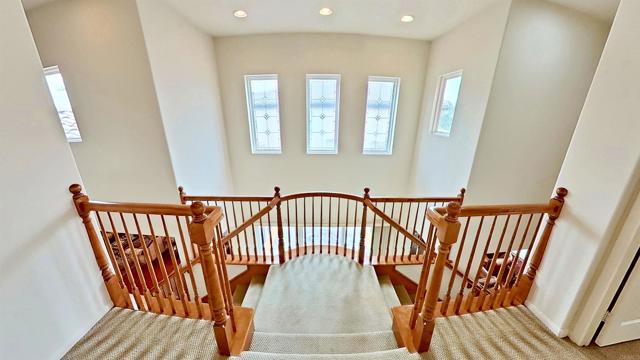 Detail Gallery Image 22 of 45 For 3971 via Cangrejo, San Diego,  CA 92130 - 4 Beds | 3 Baths