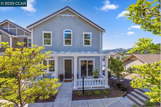 38 Citron Knoll, Orinda CA: https://media.crmls.org/mediaz/3298bade-8d0e-45d4-87f9-2fb4564d8db8.jpg
