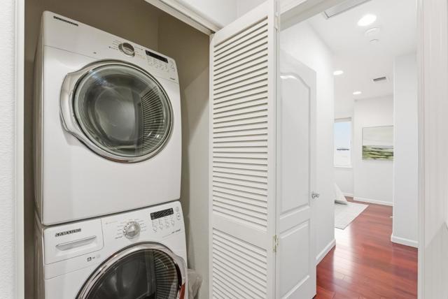 203 Peppermint Tree Terrace, Sunnyvale CA: https://media.crmls.org/mediaz/329a4a9e-3287-41d6-80aa-334e43cc8b05.jpg