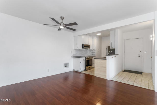 Detail Gallery Image 15 of 49 For 355 S Los Robles Ave #311,  Pasadena,  CA 91101 - 2 Beds | 1 Baths