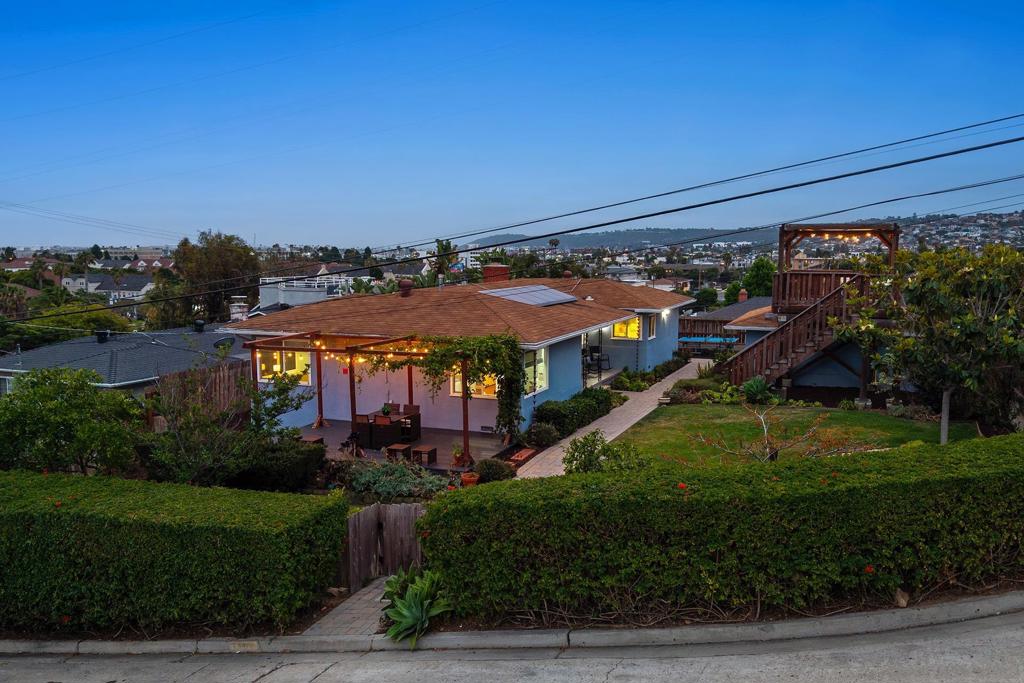 3115 Russell - photo 3