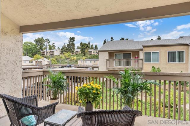 Image 19 of 37 For 8515 Villa La Jolla Drive  C