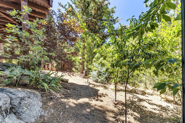 Image 53 of 60 For 25275 Norwood Drive