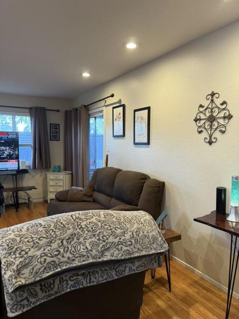 1295 Flora Avenue, San Jose CA: https://media.crmls.org/mediaz/32a180b7-36cc-49ce-8094-9279121334e3.jpg