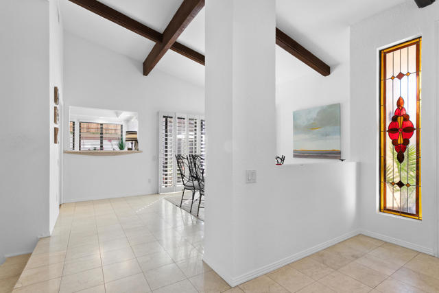 44020 Superior Court, Indian Wells CA: https://media.crmls.org/mediaz/32a32a5a-5f88-46c5-9512-a901504ddfad.jpg
