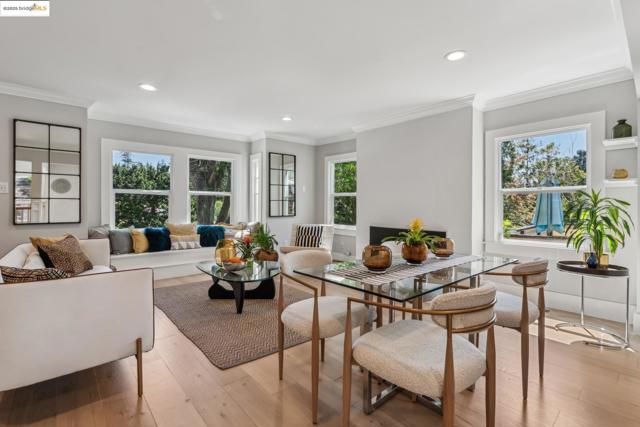 2847 Shasta Rd, Berkeley CA: https://media.crmls.org/mediaz/32a44ee9-122f-4011-986b-4316bd359fd7.jpg