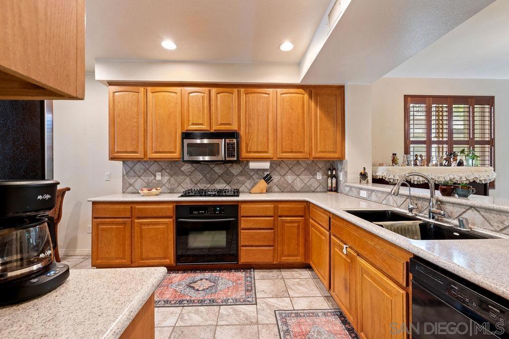 8791 Tribeca Circle - photo 5