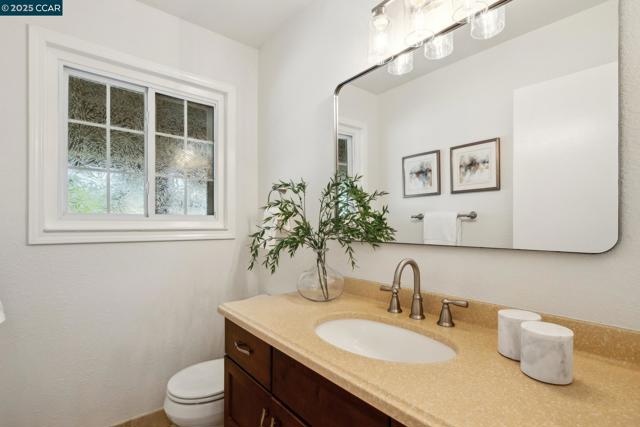 Image 30 of 60 For 3044 Santa Maria Dr