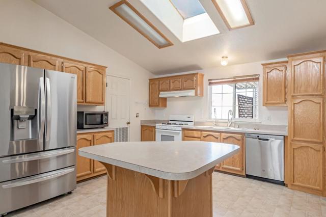 1220 Vienna Drive, Sunnyvale CA: https://media.crmls.org/mediaz/32a4e4b9-9652-4ce1-9beb-d111ec474545.jpg