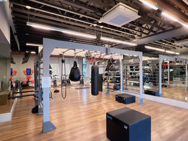 6260 Dove Ave, Dublin CA: https://media.crmls.org/mediaz/32a52c5f-989e-42a5-b6b4-f97f0dd974a5.jpg