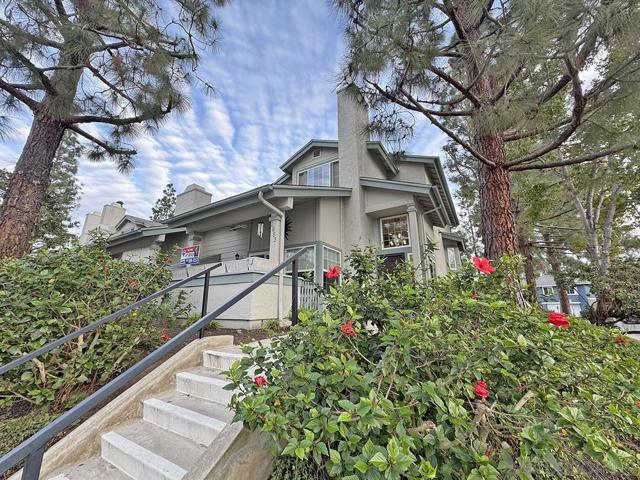 2953 Old Bridgeport Way, San Diego CA: https://media.crmls.org/mediaz/32a54d43-c31f-44b1-b976-8d887991b7ba.jpg