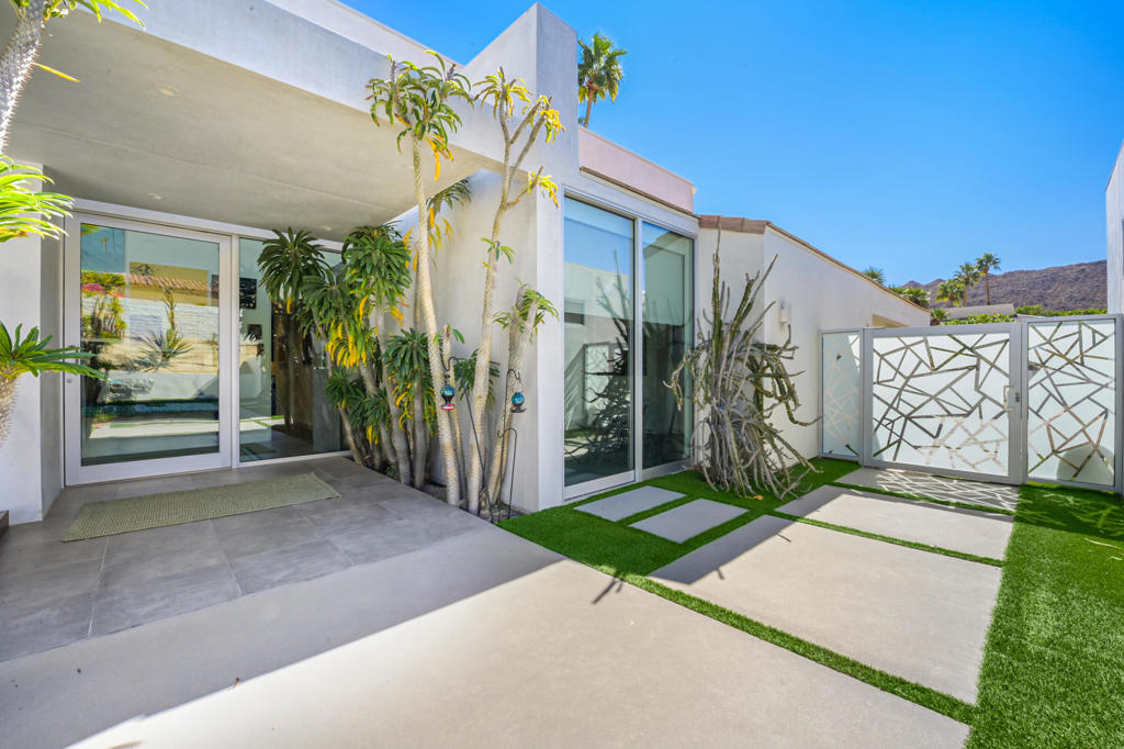 MLS #219125568DA image #1