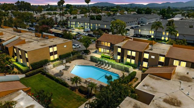 3456 Castle Glen Dr, Mission Valley CA: https://media.crmls.org/mediaz/32a69ef3-f6ac-480d-ba0d-5de1afe76881.jpg