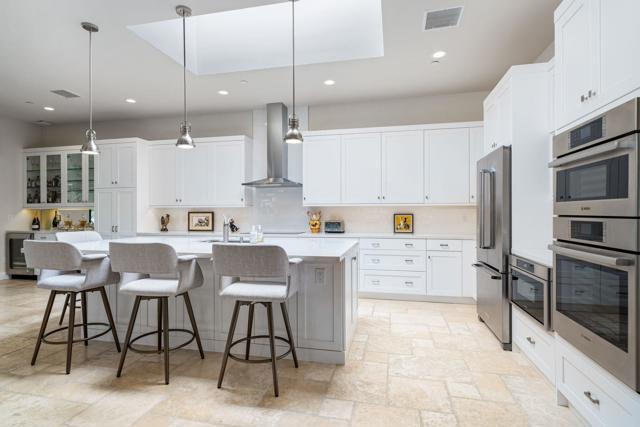 9 Furman Court, Rancho Mirage CA: https://media.crmls.org/mediaz/32a6c21f-589c-4f87-bc89-12be9a9a8123.jpg