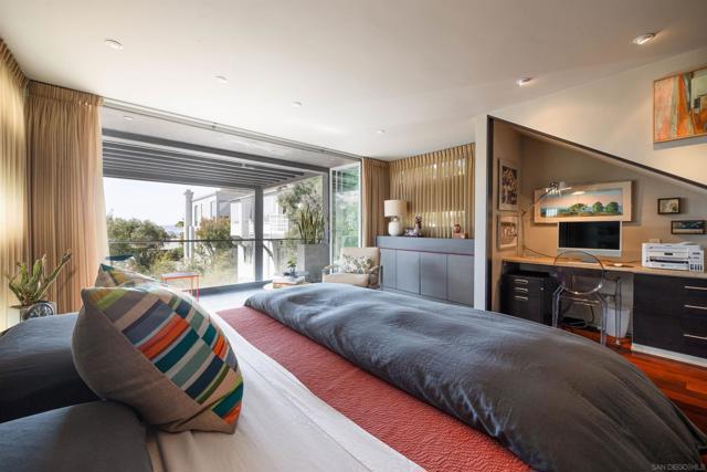 3929 Pringle street, San Diego CA: https://media.crmls.org/mediaz/32a73ec4-acc4-4bbe-8007-da57a9dfc68f.jpg