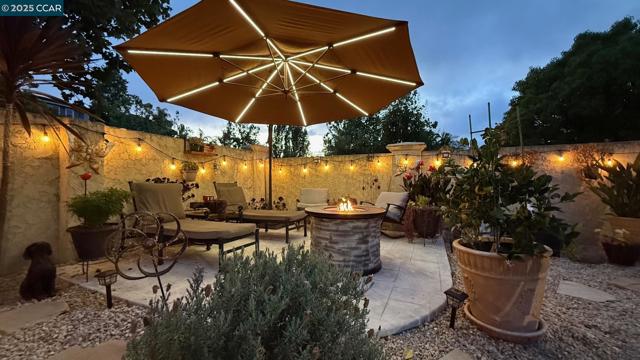 1033 LANTERN BAY, Hercules CA: https://media.crmls.org/mediaz/32a77523-772d-4696-aafc-3f48d68fd743.jpg