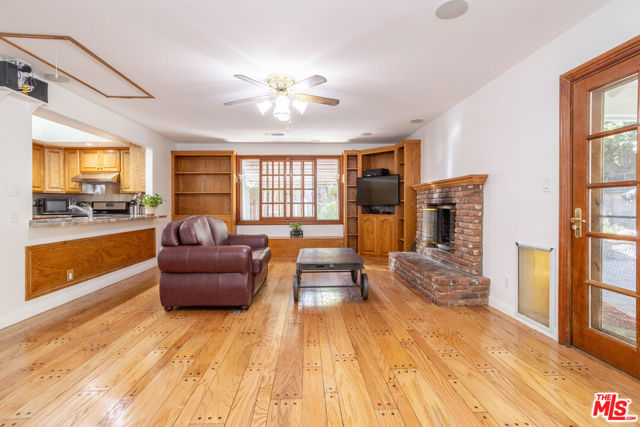 Family Room w/ Fireplace