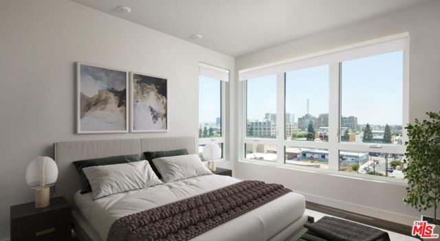 1340 S Hill Street, Los Angeles CA: https://media.crmls.org/mediaz/32a8cc26-7265-4a58-be15-8ce89b7400d1.jpg
