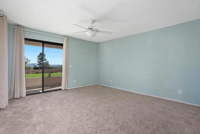1914 Swallow Ln, Carlsbad CA: https://media.crmls.org/mediaz/32a97d96-963c-4b4b-a1f3-4708e8d34d6f.jpg