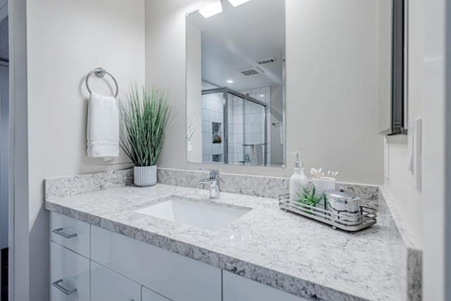 1689 Via Laguna, San Mateo CA: https://media.crmls.org/mediaz/32aa46ba-2ba3-4334-a4cb-3c8b08c33898.jpg