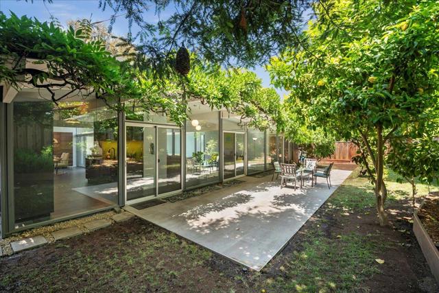 594 W Remington Drive, Sunnyvale CA: https://media.crmls.org/mediaz/32ab5461-6a25-42a4-9f9f-e6590765674a.jpg