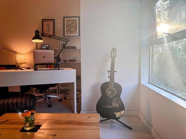 400 N 1st Street, San Jose CA: https://media.crmls.org/mediaz/32ab670d-f6ae-4bb5-a6f5-f13161096035.jpg