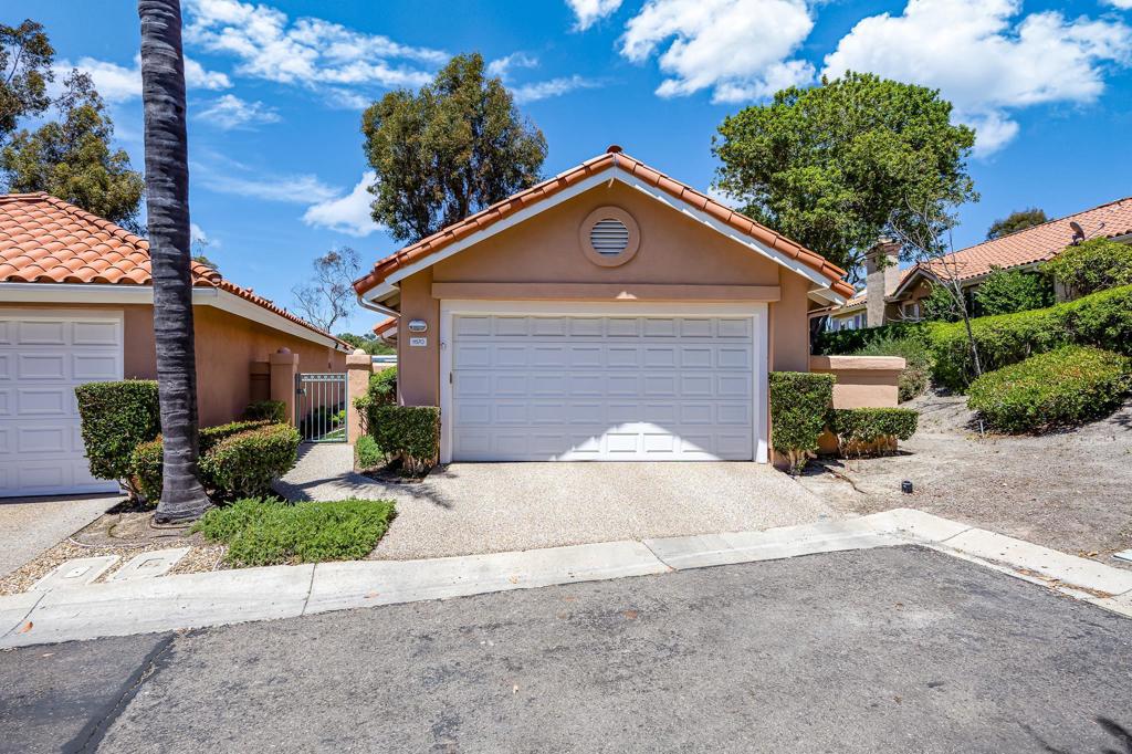 MLS #250032992SD img 4