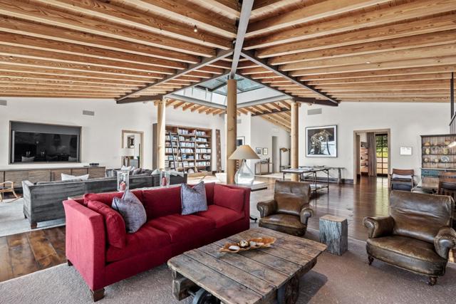 4847 Bixby Creek Road, Carmel CA: https://media.crmls.org/mediaz/32af56fe-8648-405a-92f9-a1628226d4b8.jpg