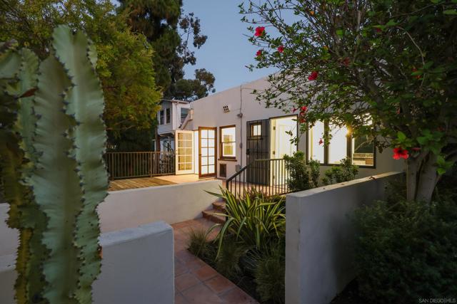 1430 Golden Gate Drive, San Diego CA: https://media.crmls.org/mediaz/32b08371-e18f-4e6e-9f93-7ef46d9f17a9.jpg