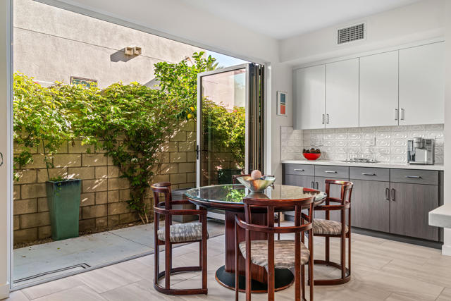 164 Vibe Way, Palm Springs, CA 92262