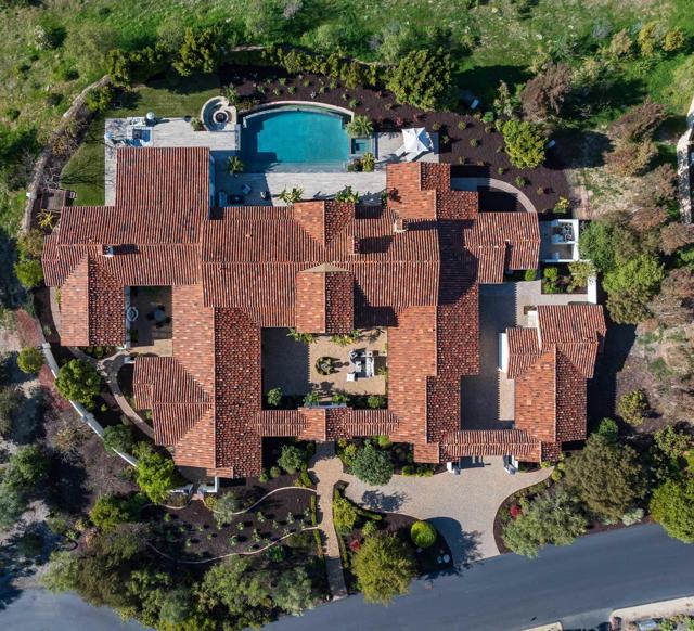 7630 Iluminado, San Diego CA: https://media.crmls.org/mediaz/32b33107-47c2-490c-af3a-9b85884cdd2c.jpg
