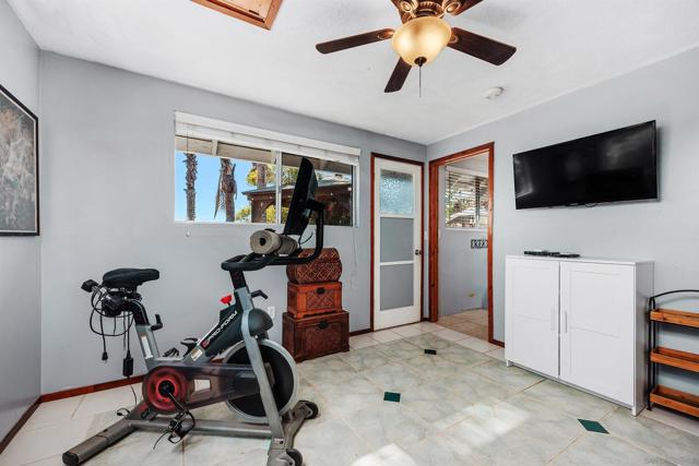 11270 San Luis Rey Dr, Valley Center CA: https://media.crmls.org/mediaz/32b47175-1f53-4392-a444-49d4644f1e2c.jpg