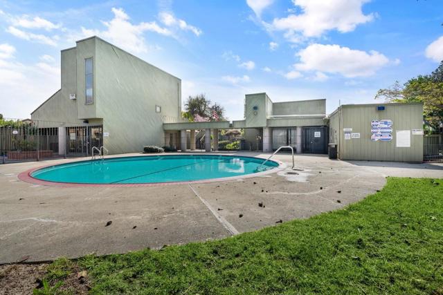 2303 Meadowmont Drive, San Jose CA: https://media.crmls.org/mediaz/32b6182c-c6b4-4c57-9b8b-7be848a7a590.jpg