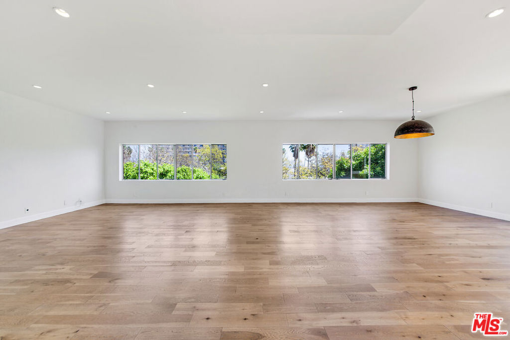 MLS #26862539 image #1