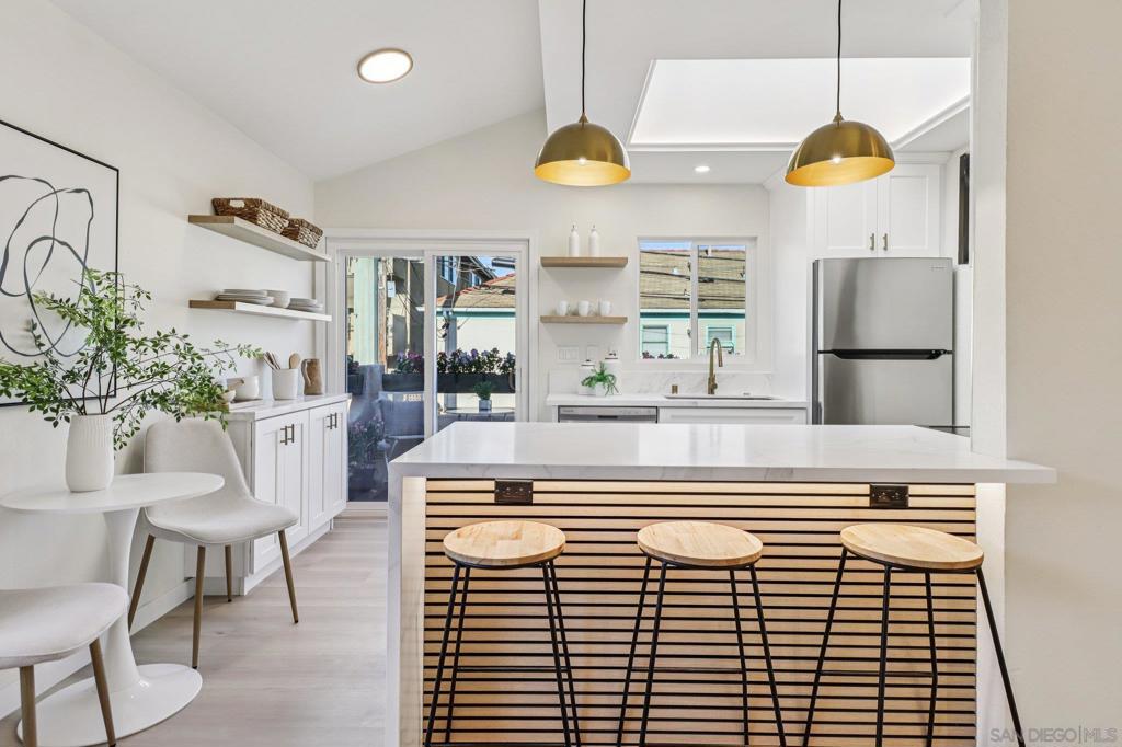 4043 Utah St #8