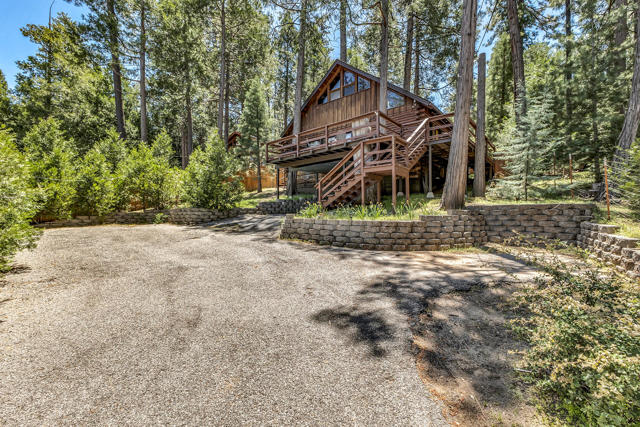 54385 S S. Circle Drive, Idyllwild CA: https://media.crmls.org/mediaz/32b8415f-4dca-4d33-87b4-2a72c05893c0.jpg