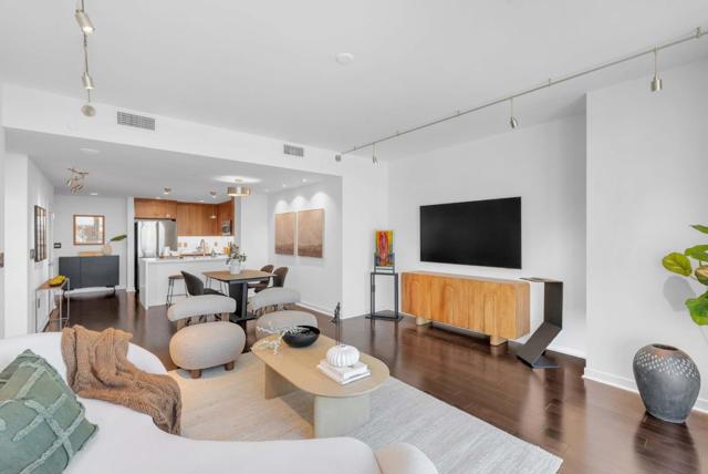 38 N Almaden Boulevard, San Jose CA: https://media.crmls.org/mediaz/32b8663a-2be9-4fa1-b922-63208c2b0d54.jpg