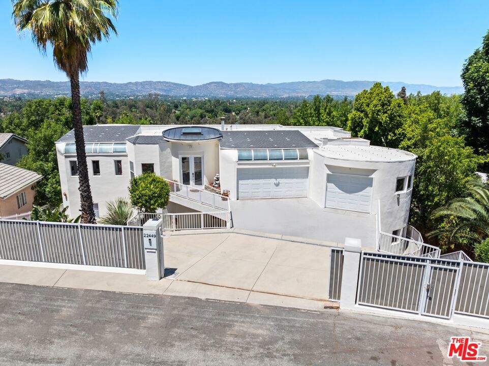 MLS #25589039 image #16