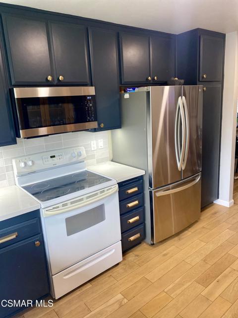 2703 Meadowwood, Santa Ana CA: https://media.crmls.org/mediaz/32b94de4-a4f9-4150-b4d9-04e23235e214.jpg