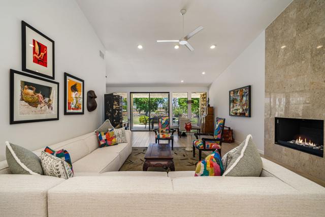 75768 Valle Vista Drive, Indian Wells CA: https://media.crmls.org/mediaz/32b94de9-4431-4e85-872b-50fb94d6209c.jpg