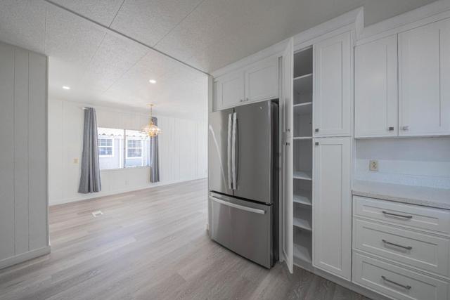13990 Monte De Oro, Castroville CA: https://media.crmls.org/mediaz/32b952b1-afff-45a7-97ae-5743fa5c0a71.jpg