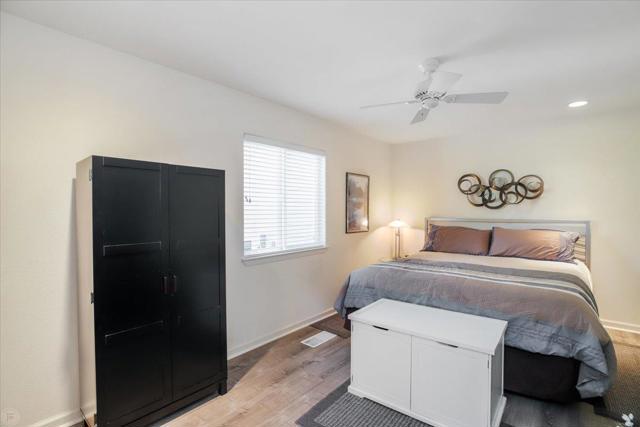 20944 Woodside Way, Groveland CA: https://media.crmls.org/mediaz/32b9eaa3-8c75-4cd9-91e2-b44337ed79be.jpg